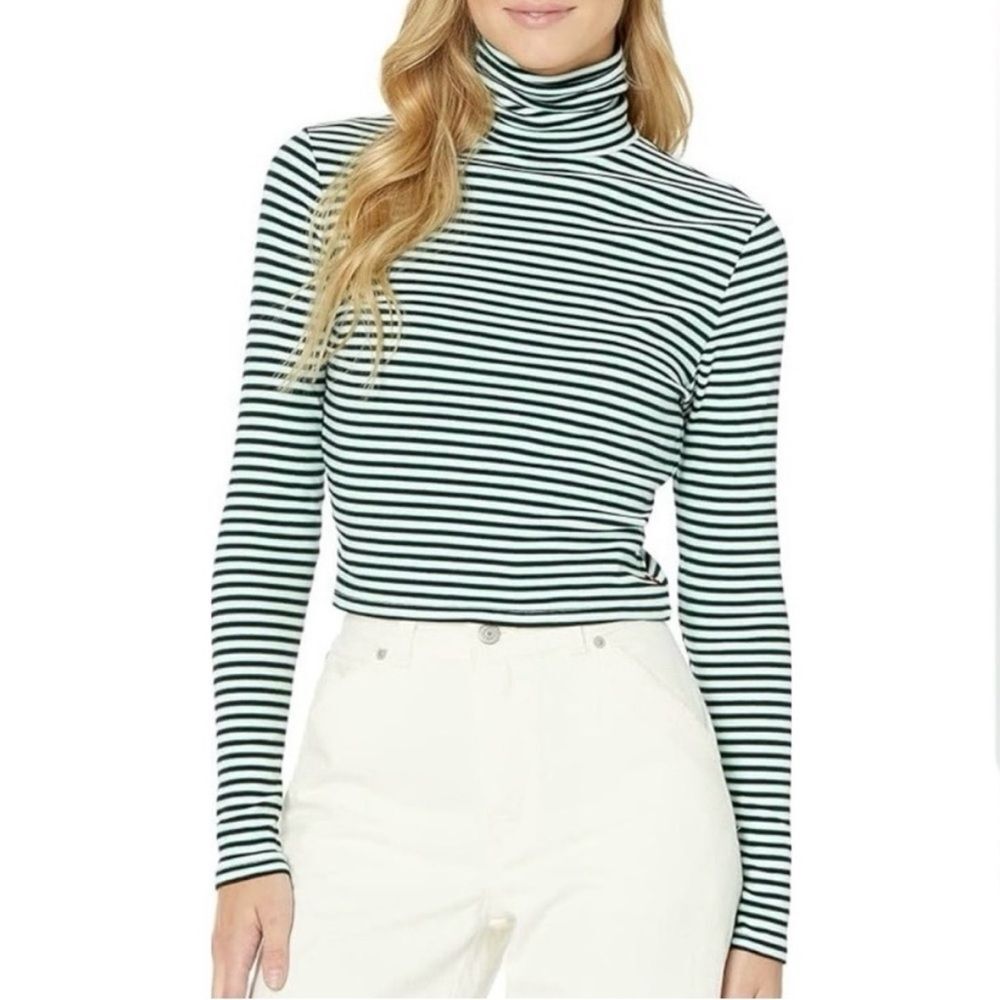 Levi's Women's Plus Size 2X Striped Ribbed Long Sleeve Turtleneck Top NWT